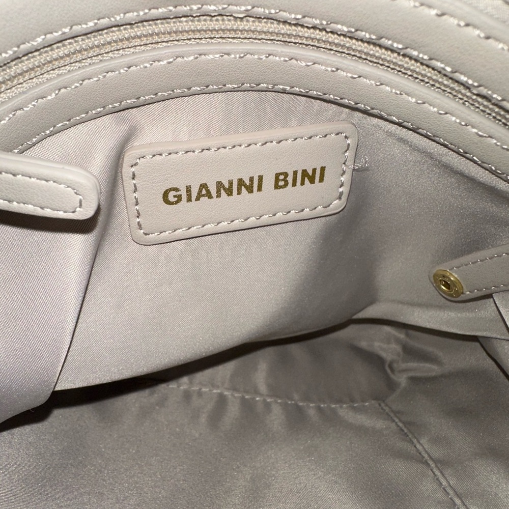 Gianni Bini Calypso Straw Satchel NWT - Picture 2 of 4